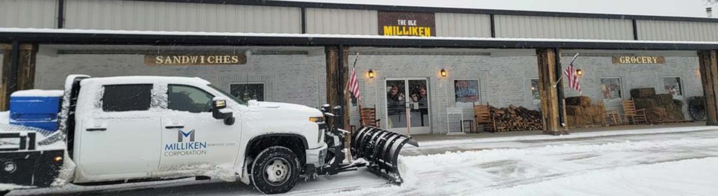 snow-plowing commercial-snow-plowing-middle-tn