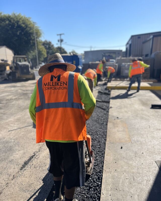Stay tuned for the final reveal of this project! We have the honor of serving All Access Coach with our asphalt services and are providing them with fantastic upgrades!

How can we serve your asphalt needs?
-
-
-
-
#CONCRETE #ASPHALT #GRADING
#DRAINAGE #MASONRY #COATING
-
-
☎️ 615.238.5909
💻 www.millikencorp.com