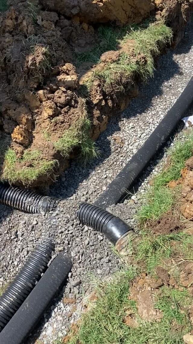 They are calling for rain! Is your property fitted with a proper drainage system? 

Here, we are installing a French drain which helps water flow away from the property, leaving those nasty puddles and flooded areas a thing of the past! 🌊
-
-
-
#CONCRETE #ASPHALT #GRADING
#DRAINAGE #MASONRY #COATING
-
-
☎️ 615.238.5909
💻 www.millikencorp.com