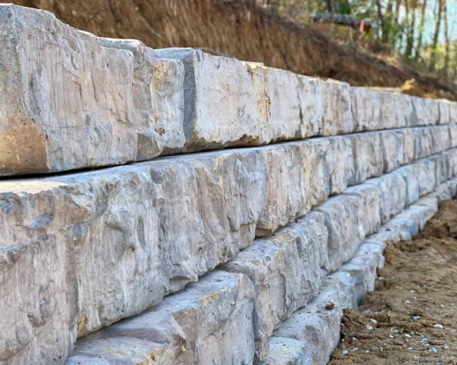 The balance between beauty and functionality...

#retainingwalls #millikencorp #millikencorporation #blockretainingwall