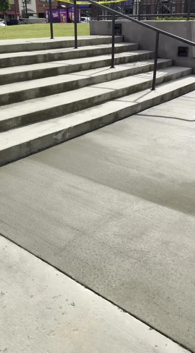 Catch us out at @streetsofindianlake in Hendersonville making some sidewalk improvements!

#concrete #sidewalk #hendersonvilletn #millikencorp