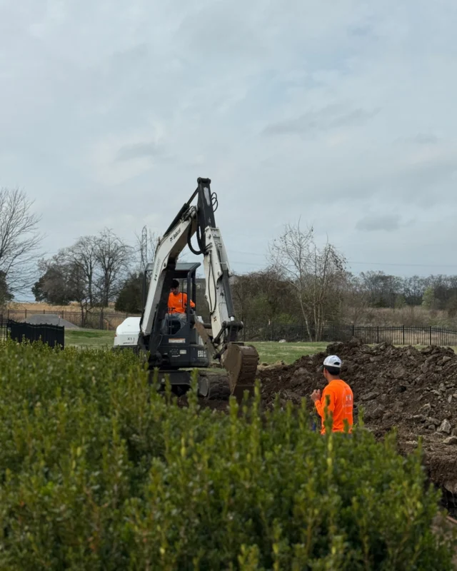 Grading done right prevents drainage issues and future damage.
It’s the first step to a successful project.
Let us know if we can help.

#grading #themillikencorporation #tn #lebanon